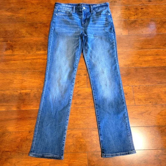 Sold NWT Lucky Brand Womens Sweet Straight Jeans Blue Denim Size 8/29 R. - Picture 1 of 14